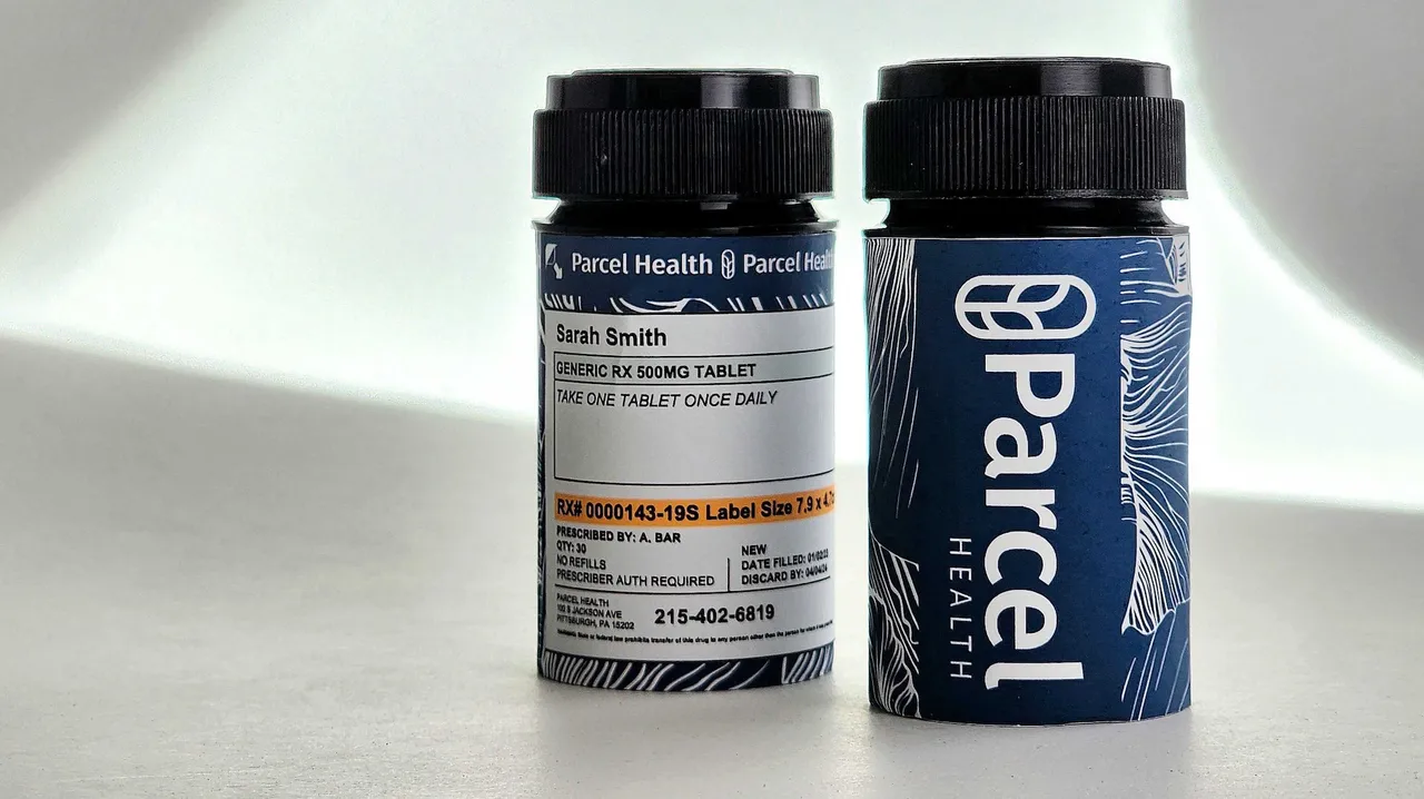 Capsule Pill Bottle
