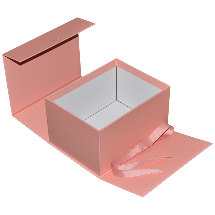 luxury Pink Magnetic Gift Boxes